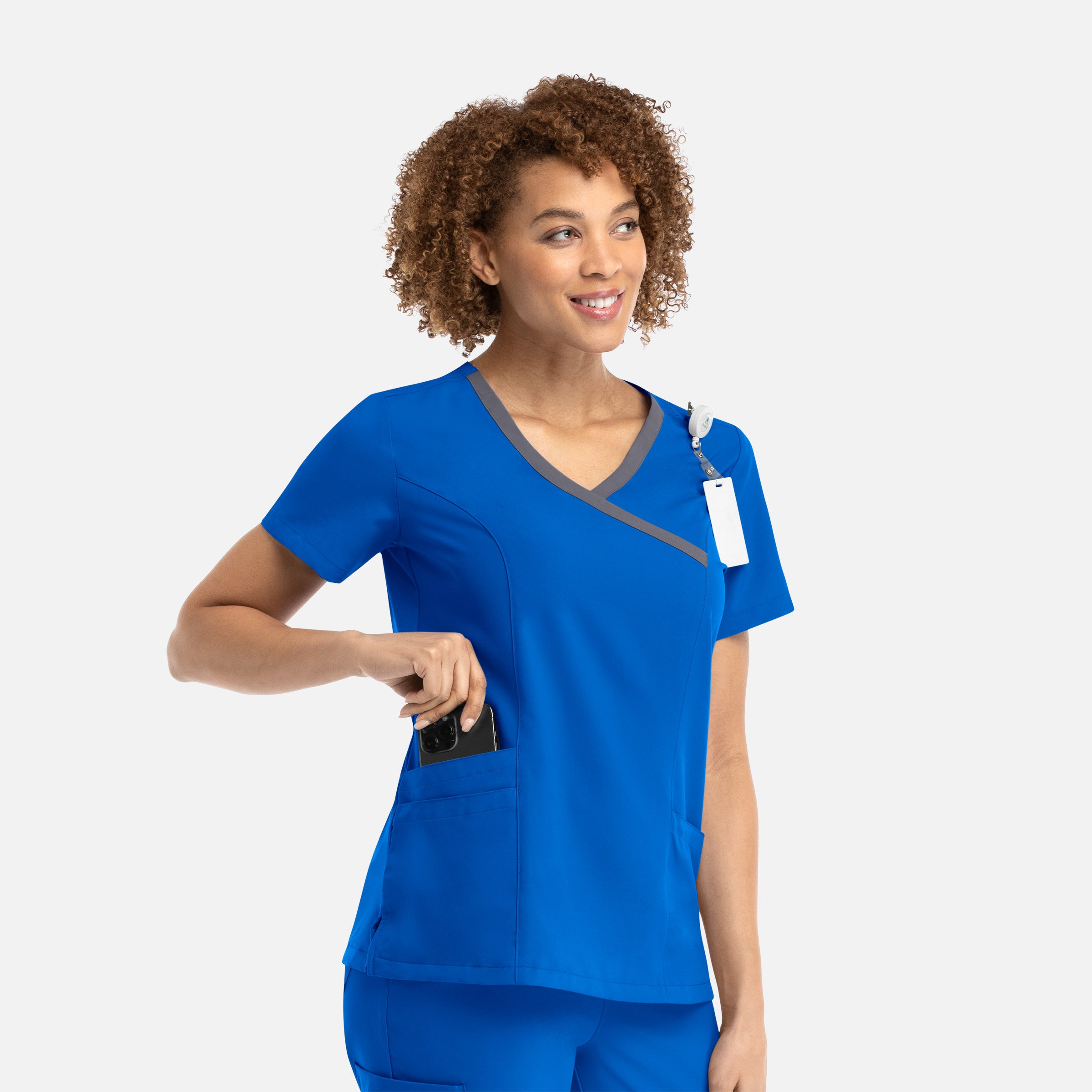 Blusa cruzada con efecto en contraste para mujer